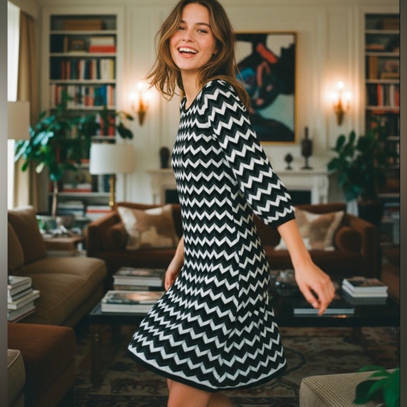 Alice + Olivia Dresses & Skirts - Alice + Olivia Chevron Knit Dress – Black, Ivory & Dark Gray – Fits Medium
